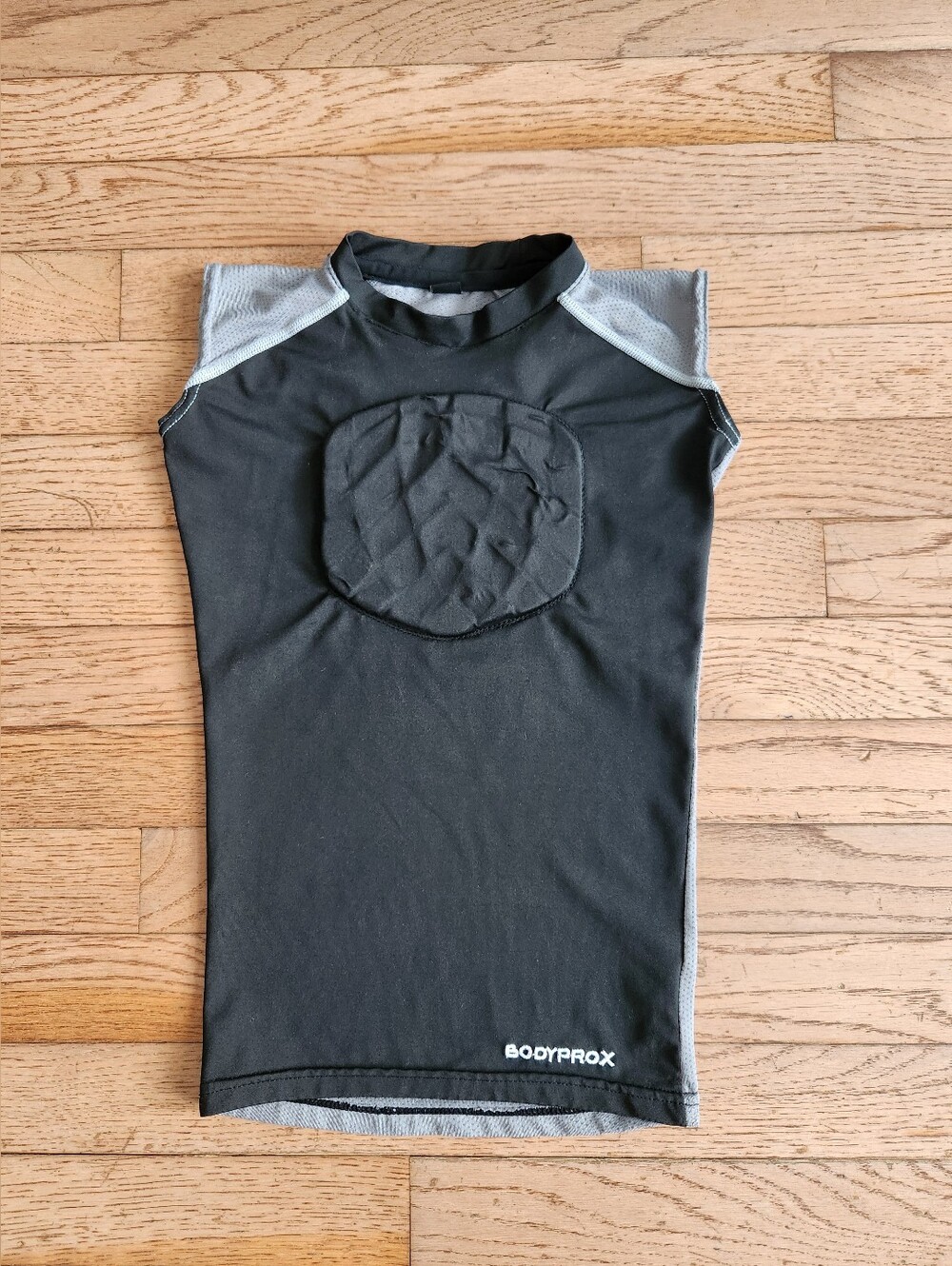 Boys BODYPROX Baseball Heart Guard/Chest Protector Size Small